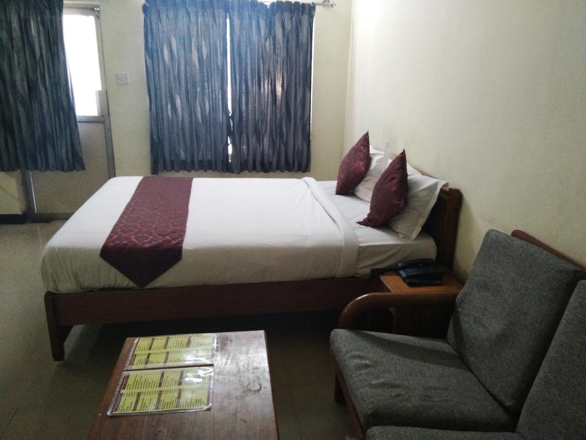 Hotel Jaysanthi Ooty Exterior photo